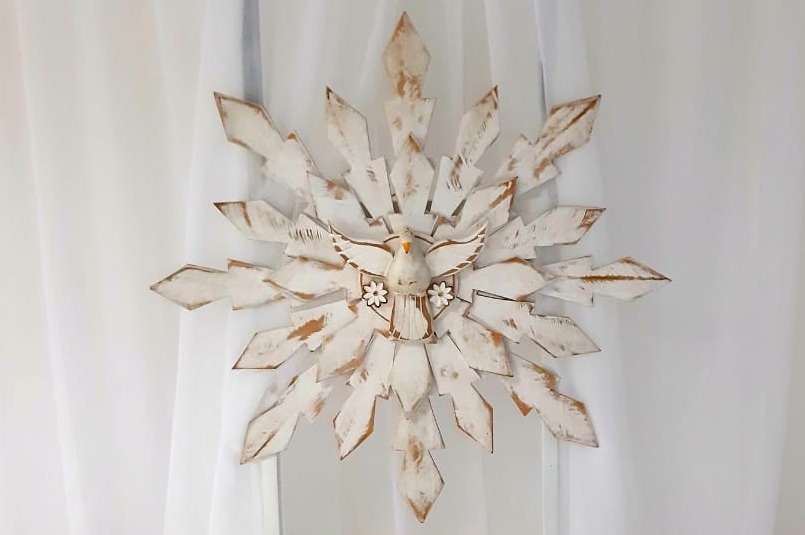 Divino Espírito Santo de Parede 90Cm  - BB Festas Aluguel 