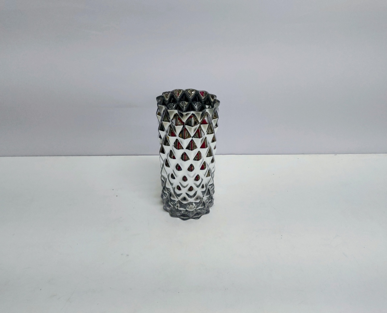 Vaso Textura Diamante Prata 25Cm Alt X 12Cm Diametro - BB Festas Aluguel 