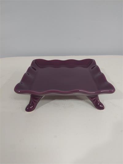 Bandeja Quadrada Babado Com Pé Violeta 6Cm Alt X 20Cm Diametro  - BB Festas Aluguel 