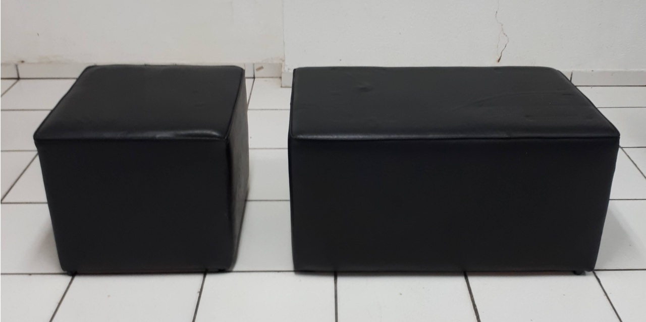Kit Puffs Preto  - BB Festas Aluguel 