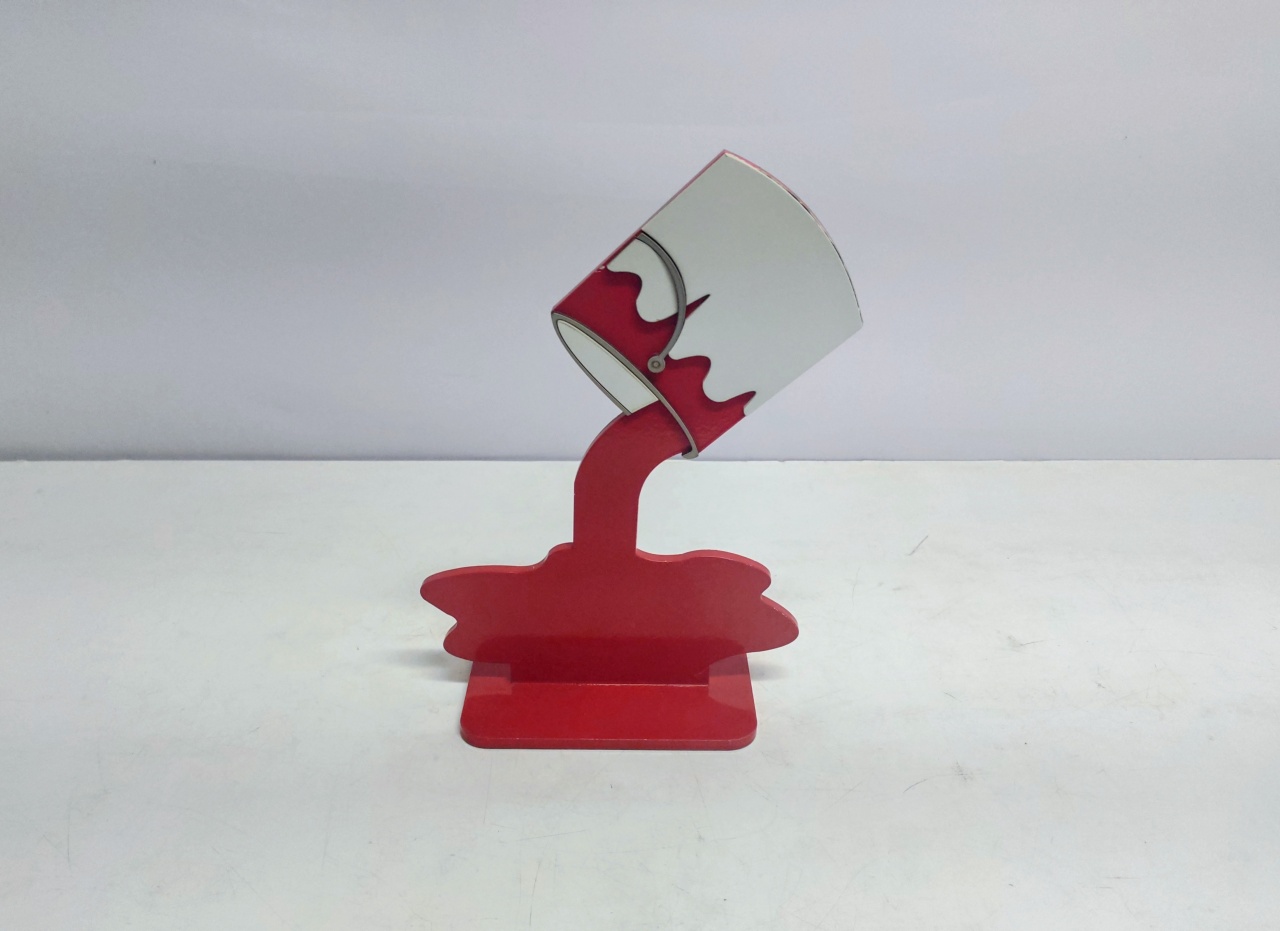 Totem Balde de Tinta Vermelho Tombada (Abc) 28Cm Alt X 15Cm Larg  - BB Festas Aluguel 