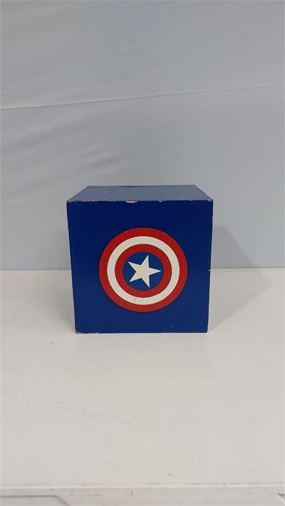 Cubo Simbolo Capitão América Em Mdf (Herois) 15Cm X 15Cm - BB Festas Aluguel 