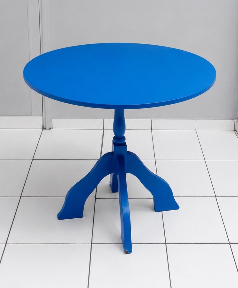 Mesa Redonda Pé Torneado Azul 80Cm Alt X 80Cm Diametro - BBFestasAluguel 