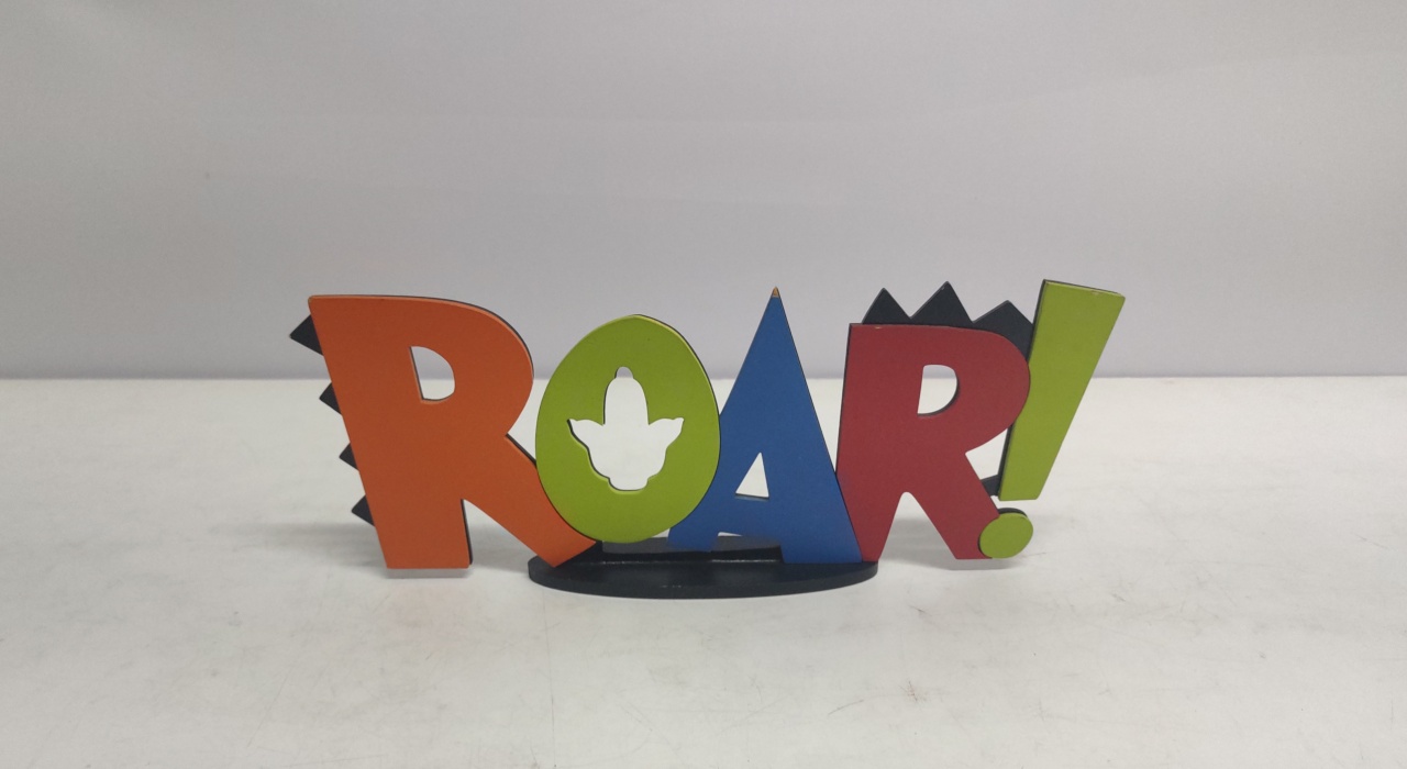 Totem Roar Dinossauro 13Cm Alt X 30Cm Larg - BB Festas Aluguel 