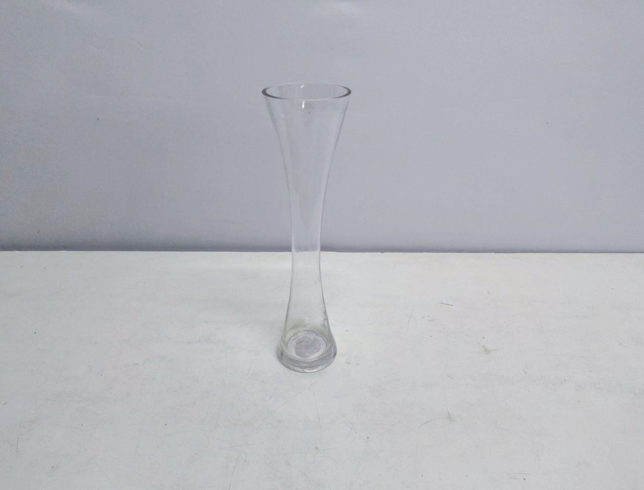 Vaso Solitário de Vidro 30Cm Alt X 7Cm Diametro  - BB Festas Aluguel 
