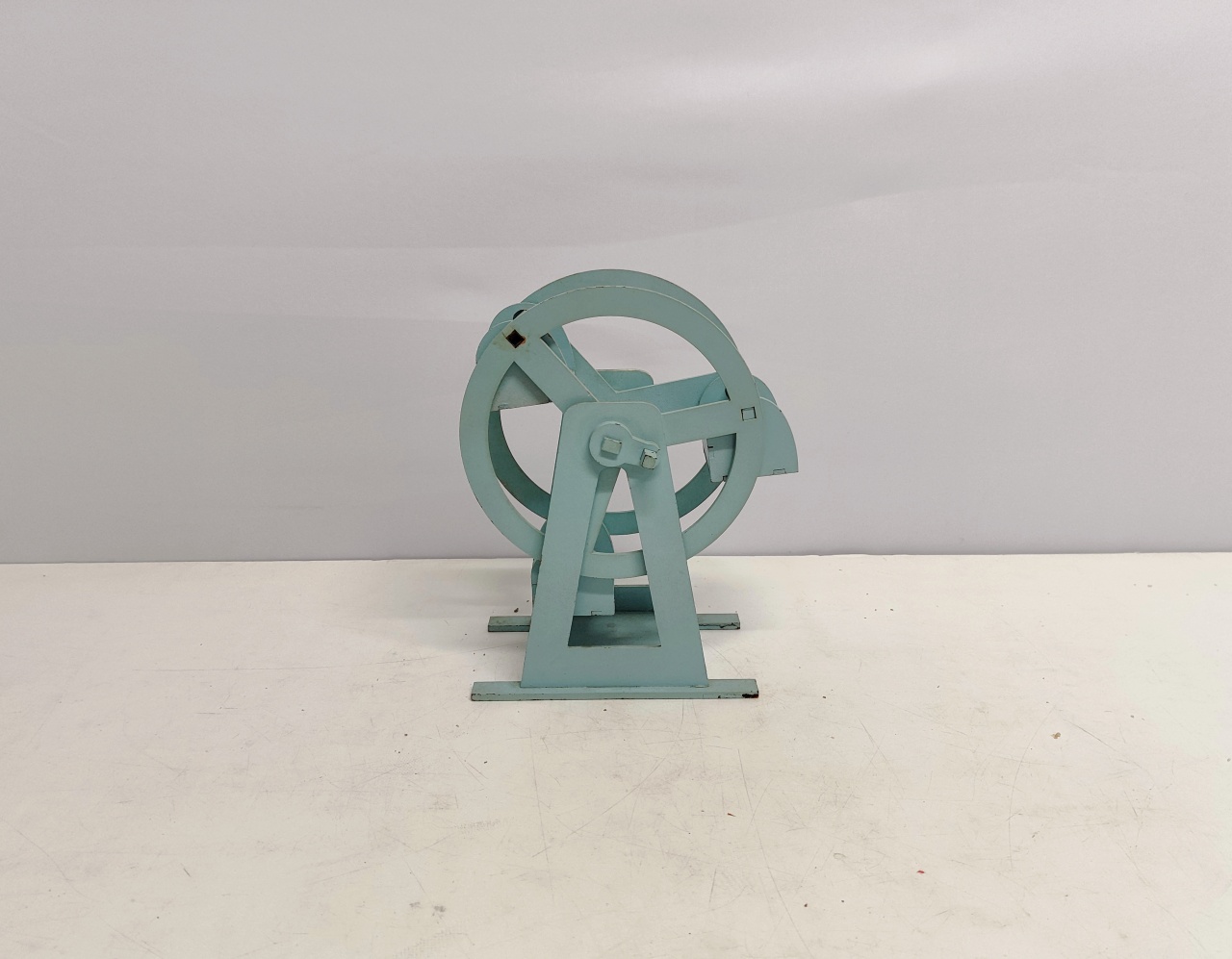 Mini Roda Gigante Azul 22Cm Alt X 16Cm Larg X 9Cm Comp - BB Festas Aluguel 