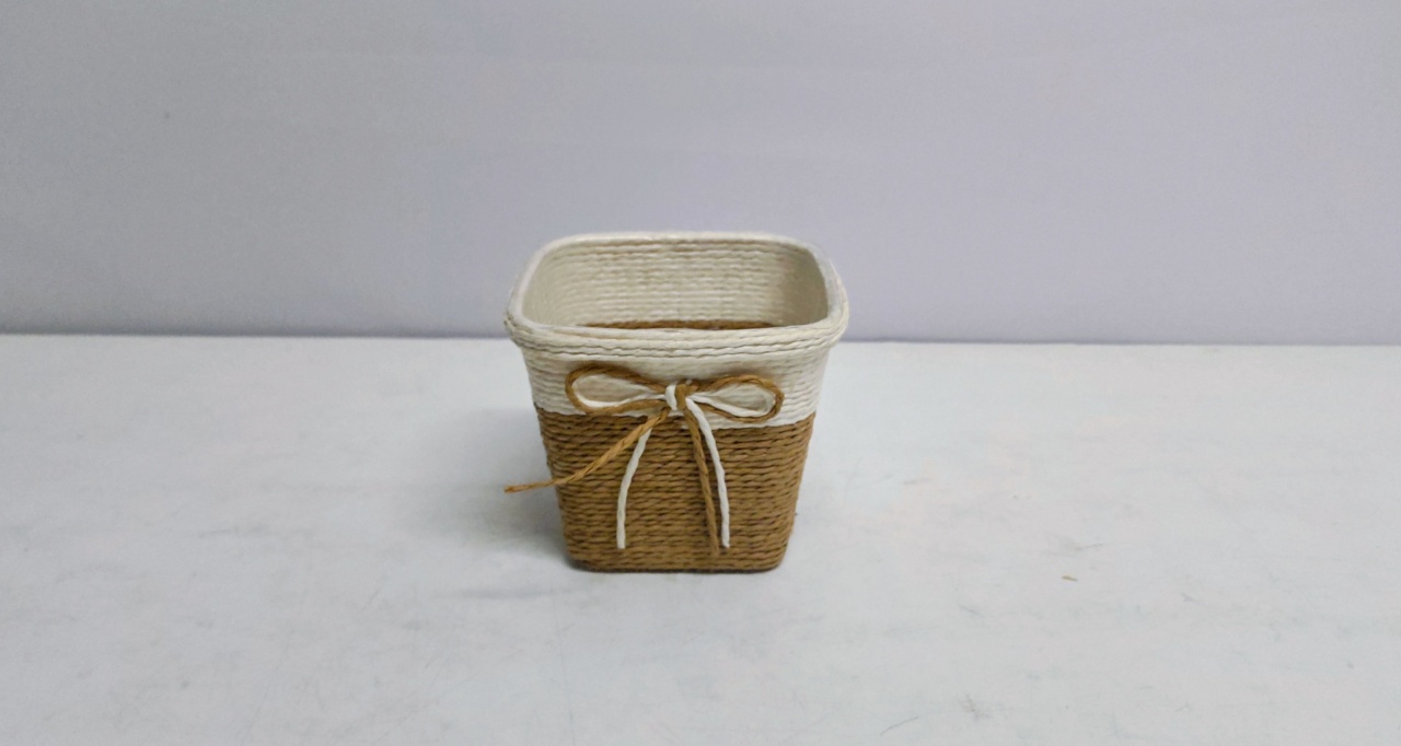 Cesta Quadrada Com Laço 11Cm Alt X 12Cm Diametro  - BB Festas Aluguel 
