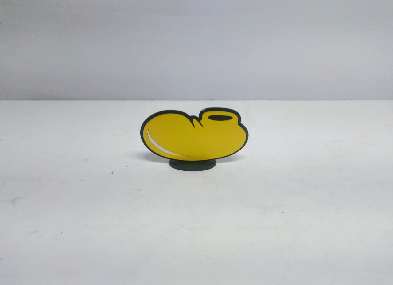 Totem Sapato Do Mickey 9Cm Alt X 16Cm Larg  - BB Festas Aluguel 