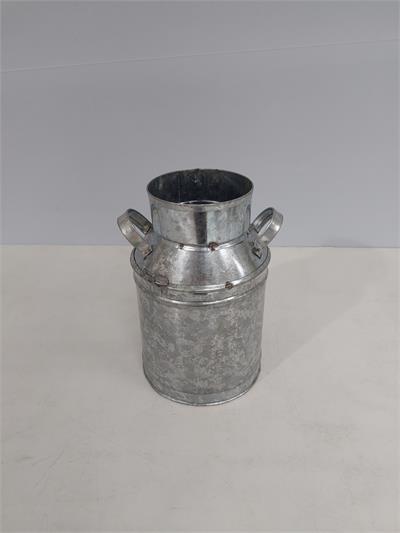 Vaso Leiteira Metal G 21Cm X 9Cm - BB Festas Aluguel 