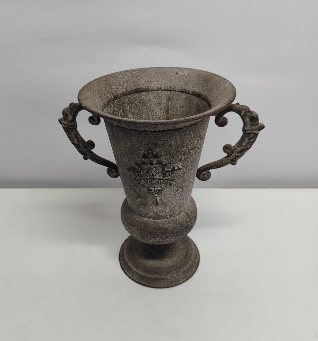  Vaso Troféu Ornamental Rústico Cinza - BB Festas Aluguel 