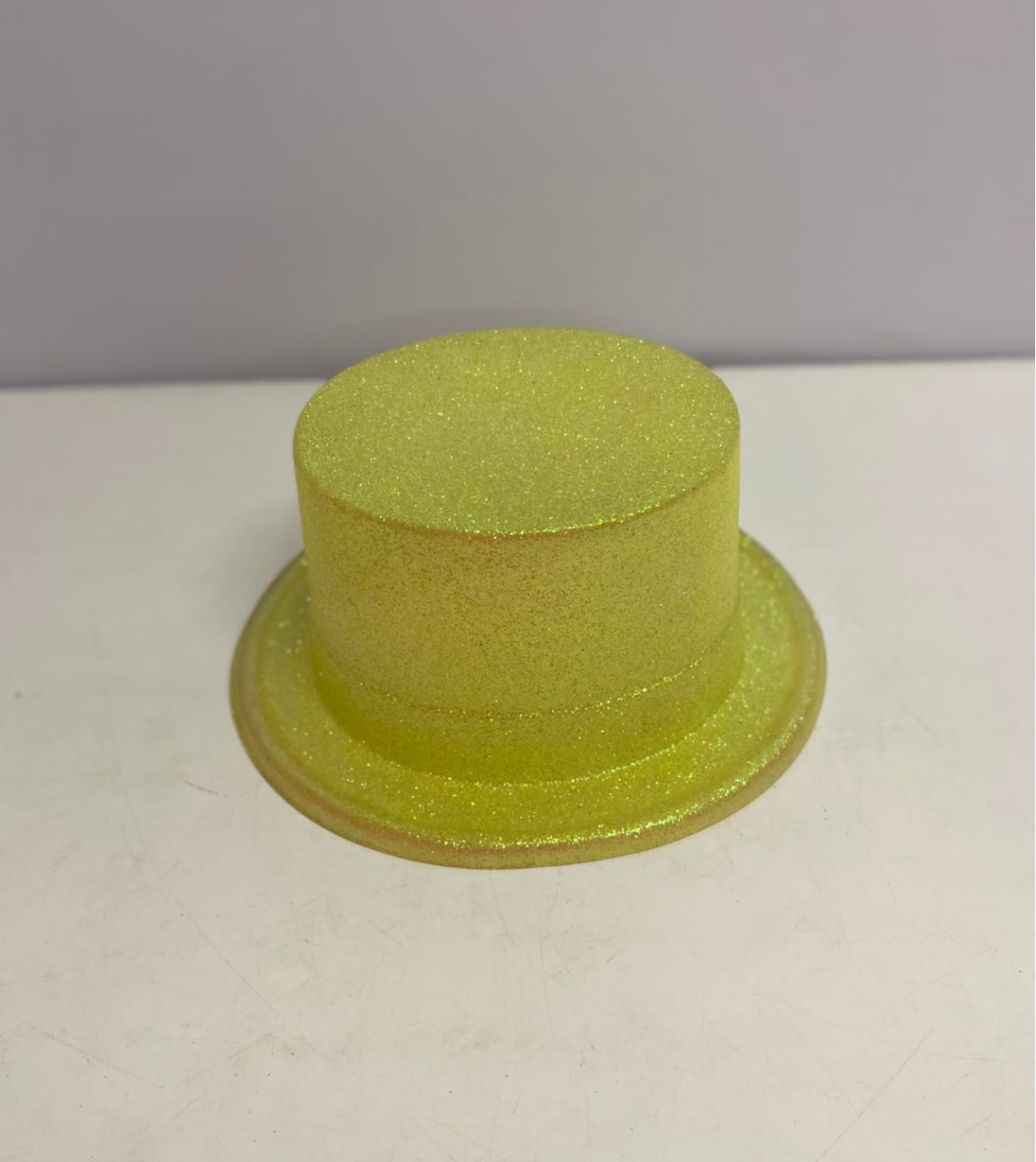 Chapéu de Carnaval Brilhoso Amarelo - BBFestasAluguel 