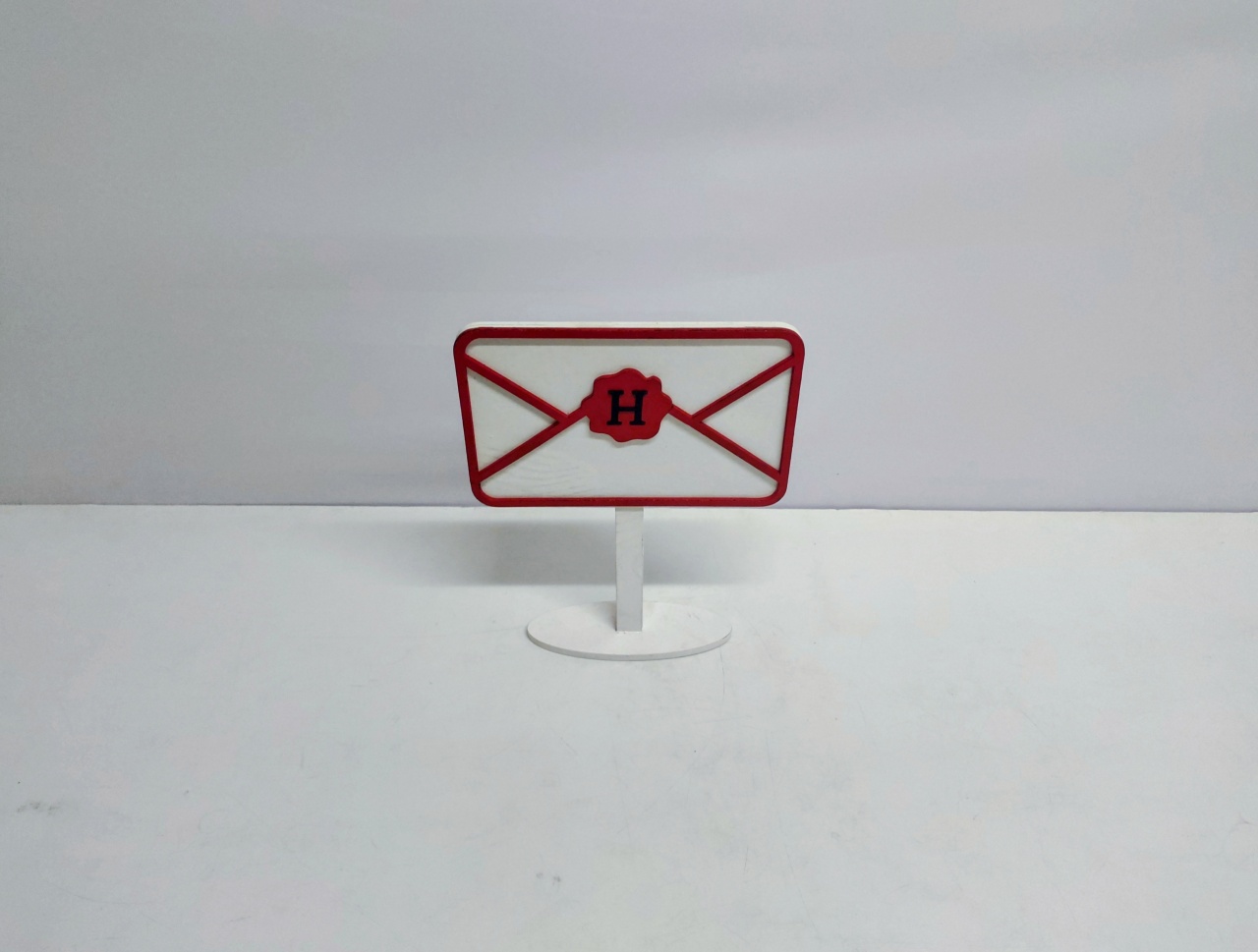 Totem Carta (Harry Potter) 26Cm Alt X 20Cm Diametro  - BBFestasAluguel 