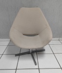 Poltrona Bege 85Cm Alt X 70Cm Larg X 65Cm Comp - imagem 1
