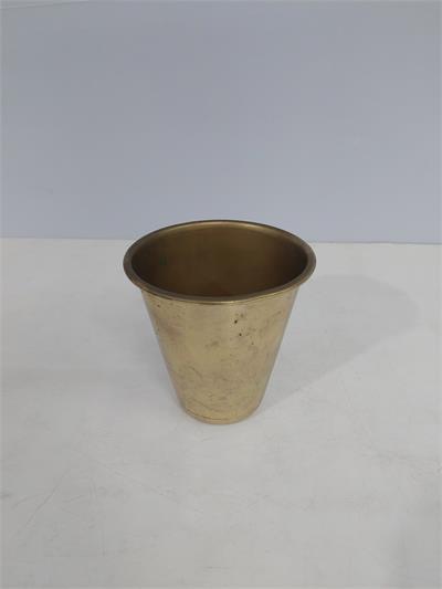 Cachepo Metal Dourada 13Cm X 13Cm - BB Festas Aluguel 