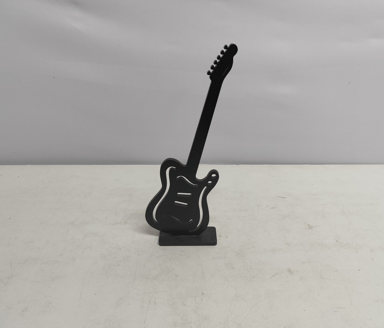 Totem Guitarra (Música) - BB Festas Aluguel 