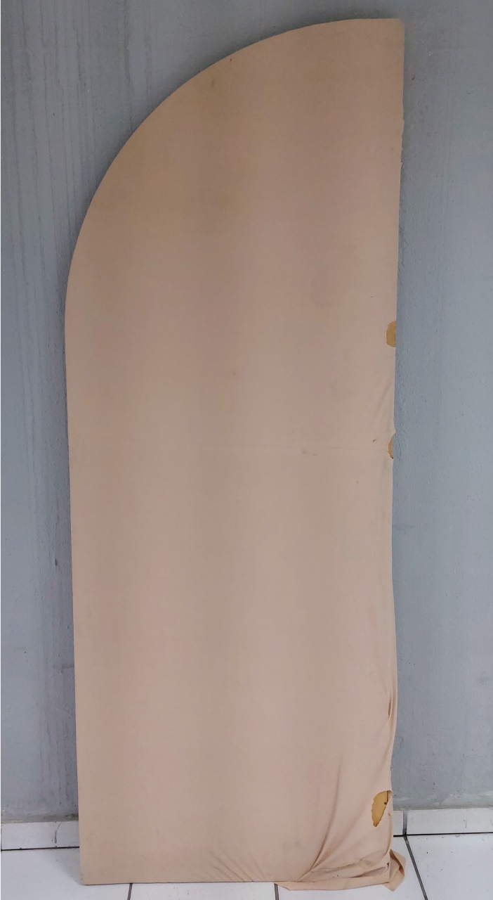 Painel Madeira Oval Com Ponta 2M Alt X 80Cm Larg (Pé 10Mm) - BBFestasAluguel 