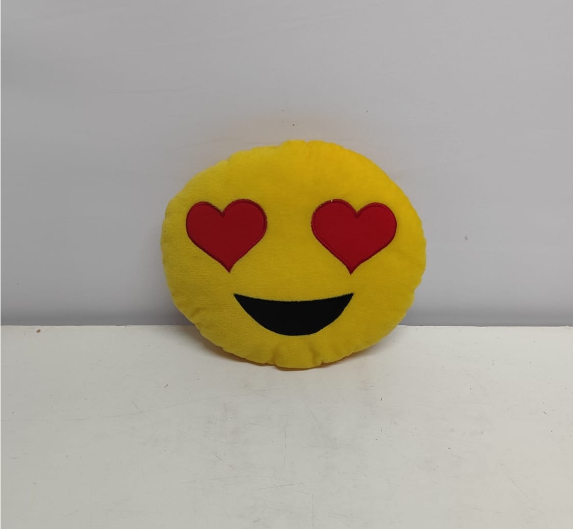 Feltro Emoji Olhos de Coração - BB Festas Aluguel 