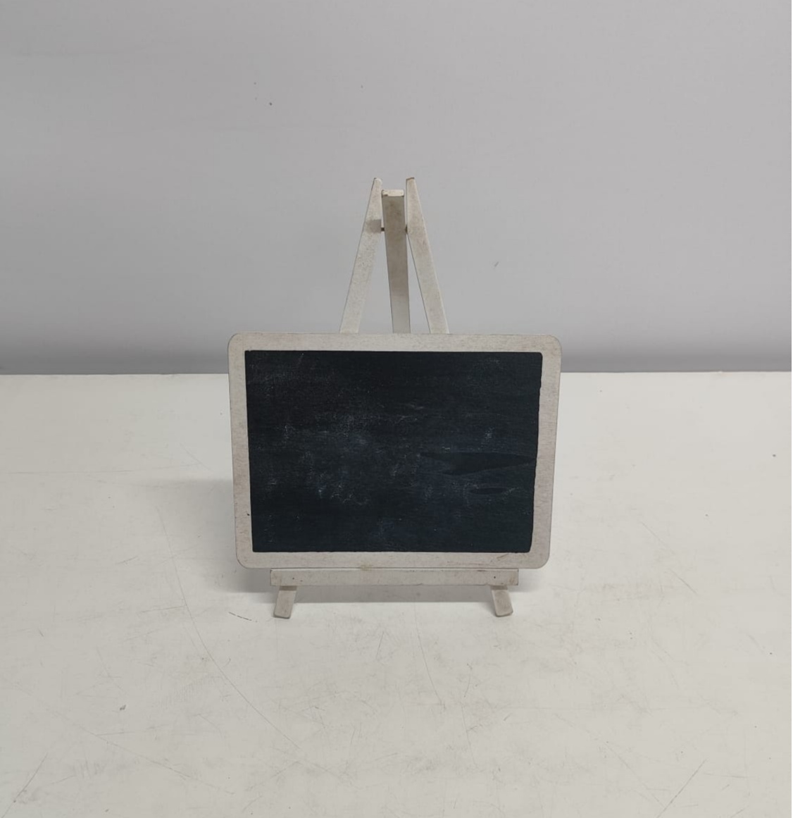 Quadro Lousa de Mesa Branco 25Cm Alt X 20Cm Larg - BBFestasAluguel 