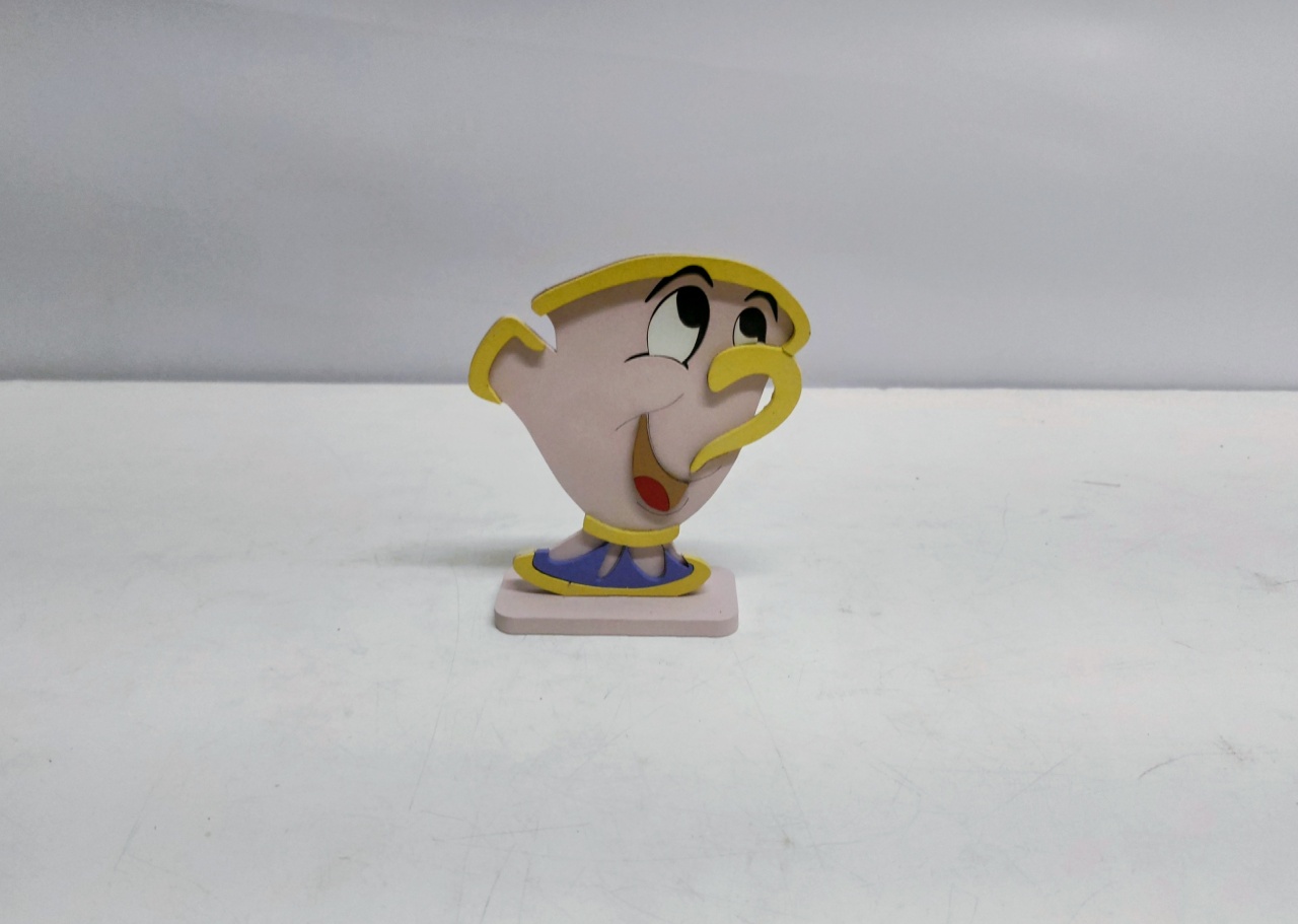 Totem Zip (Bela E A Fera) 13Cm Alt X 10Cm Larg - BB Festas Aluguel 