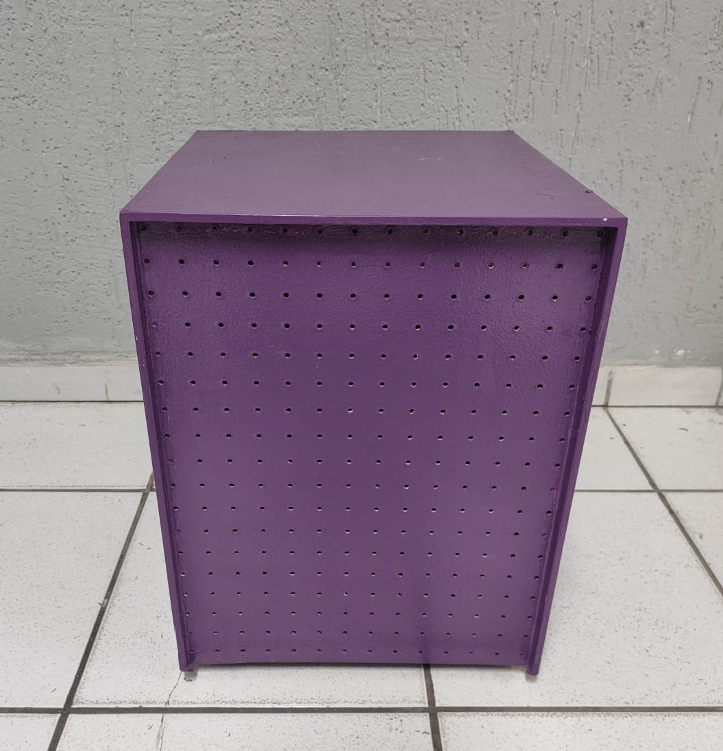 Cubo Poá P Roxo 50Cm Alt X 36Cm X 36Cm  - BB Festas Aluguel 