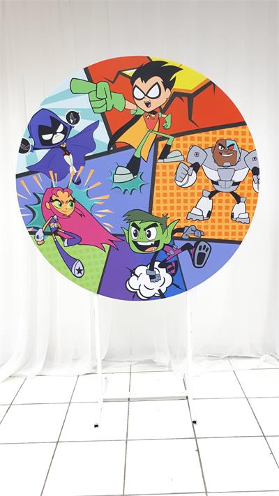 Painel Sublimado Redondo Jovens Titãs 1,30Cm - BB Festas Aluguel 
