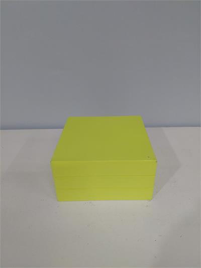 Caixa Decorativa M Em Mdf Amarelo Neon Alt 8Cm X 16Cm X 16Cm - BB Festas Aluguel 