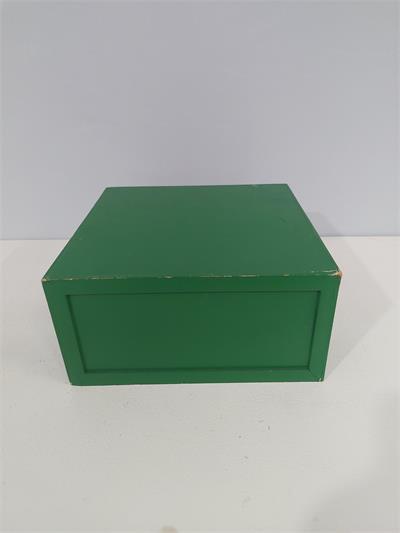 Caixa Decorativa P Em Mdf Verde Alt 10Cm X 20Cm X 20Cm - BB Festas Aluguel 