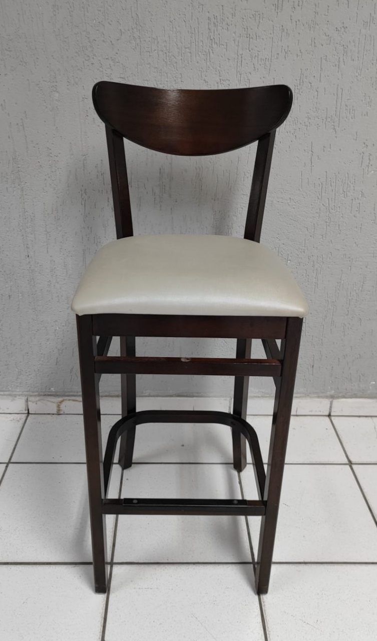 Banqueta Alta Luxo 1,10M Alt X 40Cm Larg X 50Cm Comp - BBFestasAluguel 