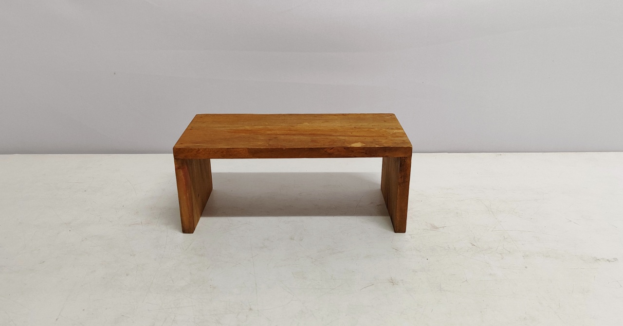 Suporte Retangular Rústica/G 10Cm Alt X 25Cm Larg X 12Cm Comp - BB Festas Aluguel 