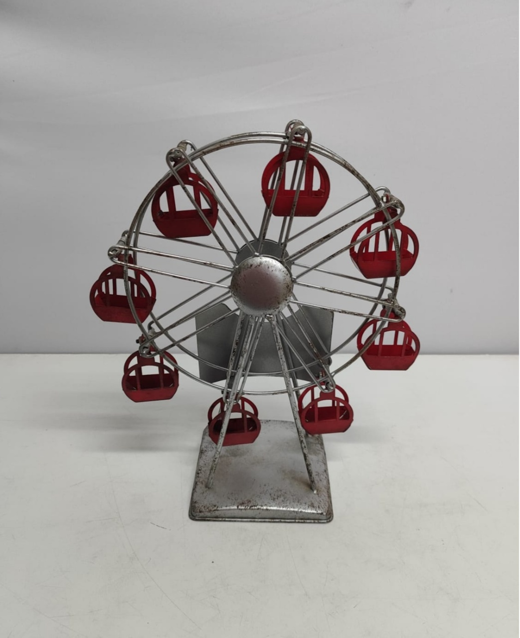 Roda Gigante 35Cm Alt X 13Cm X 13Cm - BBFestasAluguel 