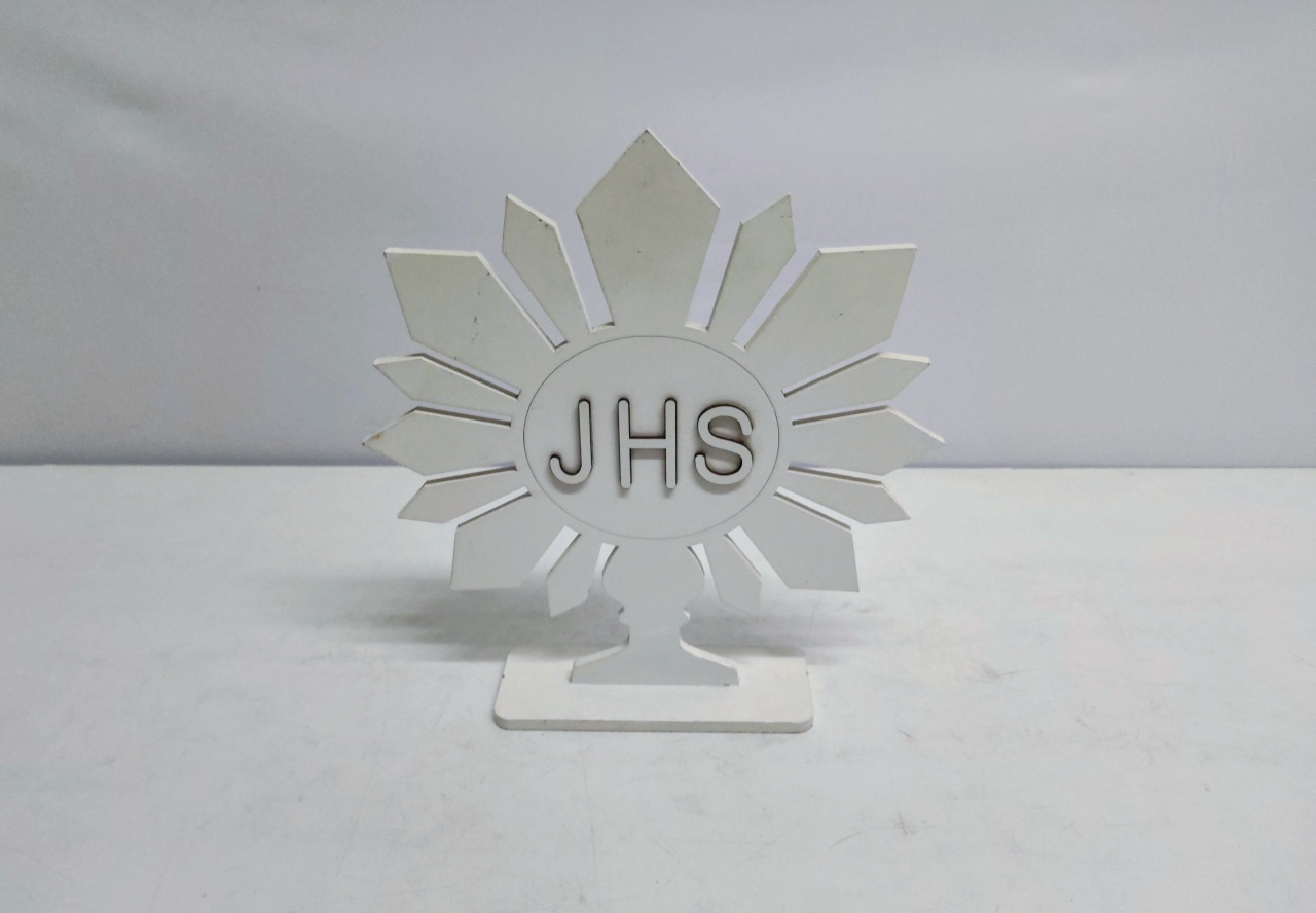 Totem Eucaristia Mdf Branco 26Cm Alt X 25Cm Larg - BB Festas Aluguel 