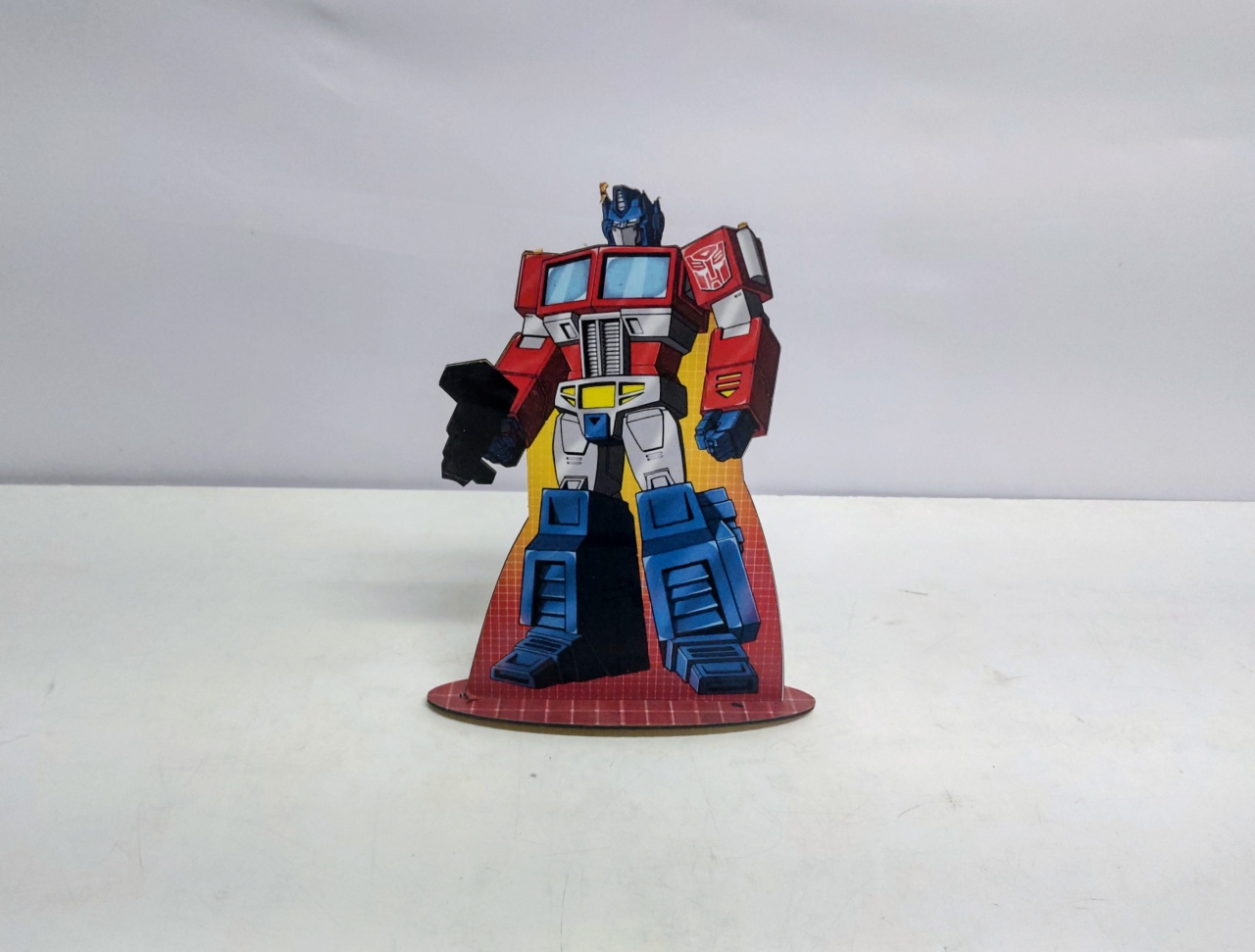Totem Optimus Prime (Transformers) 30Cm Alt X 23Cm Larg  - BB Festas Aluguel 