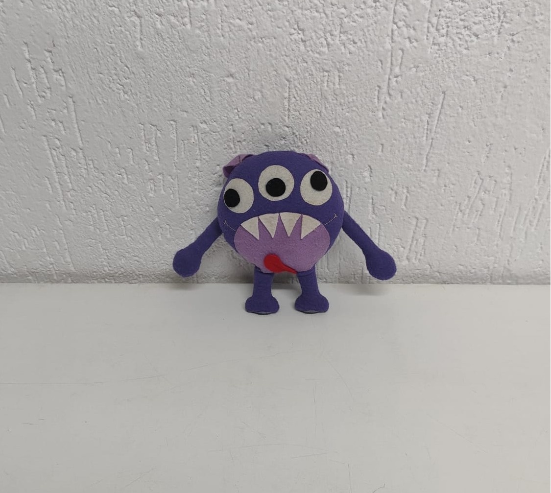 Feltro Monstro Roxo (Halloween) - BB Festas Aluguel 