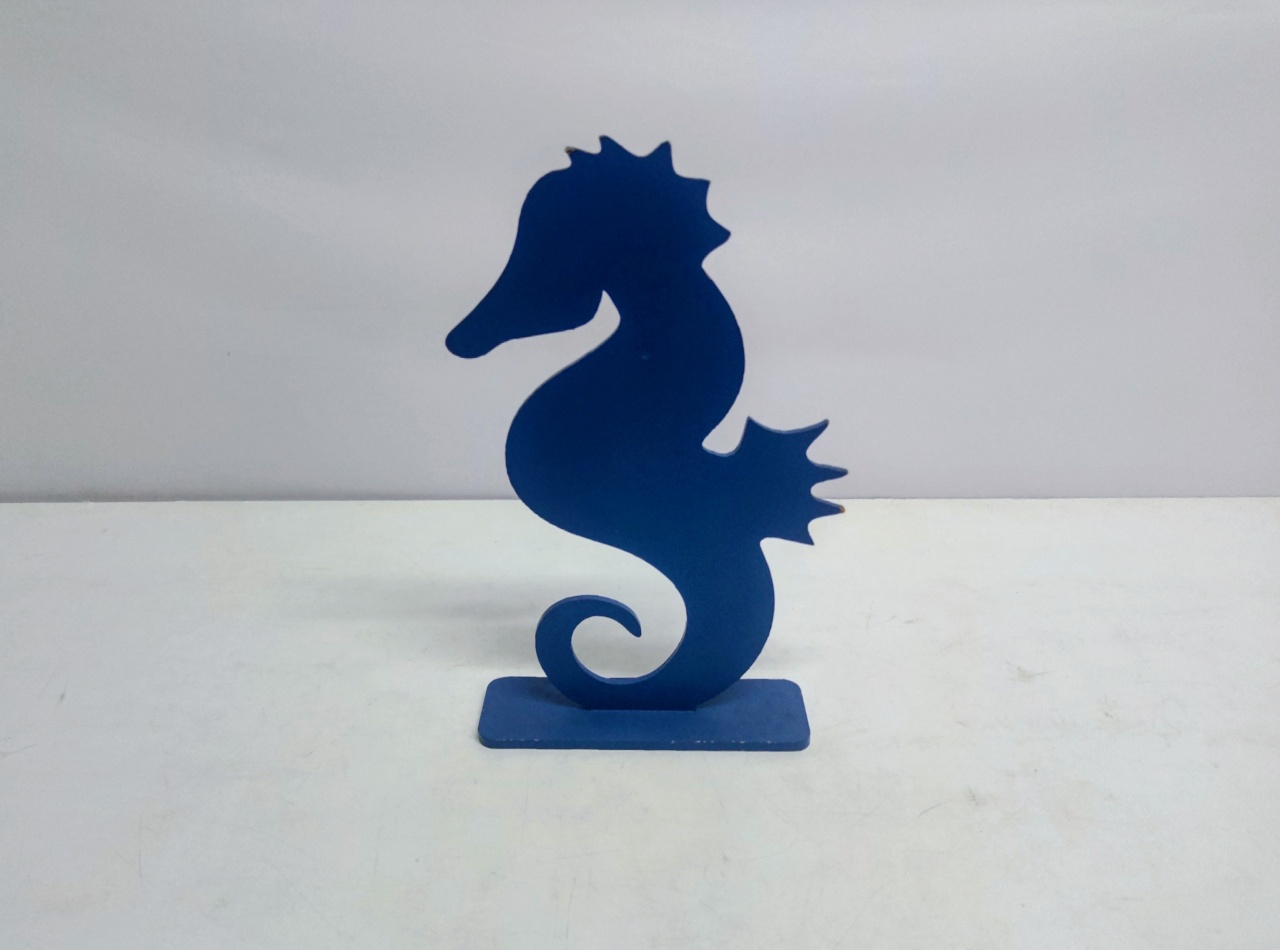 Totem Cavalo Marinho Azul Escuro 31Cm Alt X 18Cm Larg  - BB Festas Aluguel 