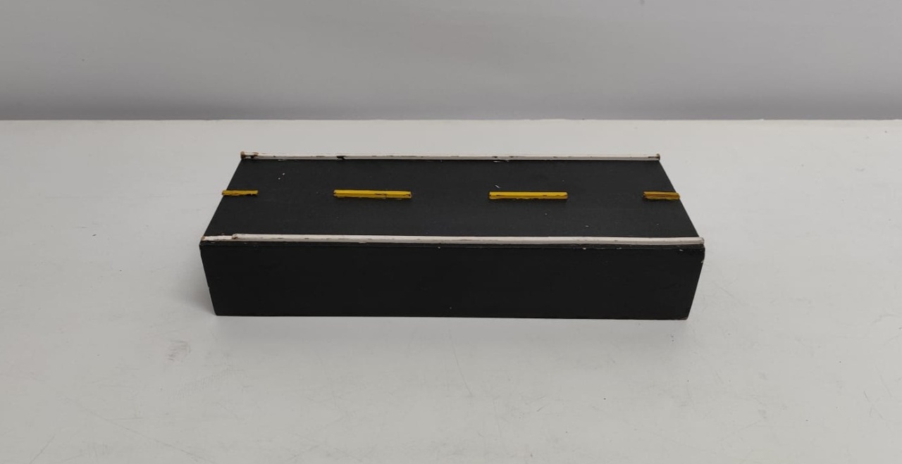 Bandeja Pista 5Cm Alt X 30Cm Larg X 12Cm Comp  - BB Festas Aluguel 