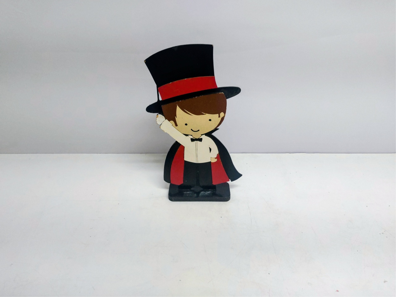 Totem Mágico 26Cm Alt X 13Cm Larg  - BB Festas Aluguel 