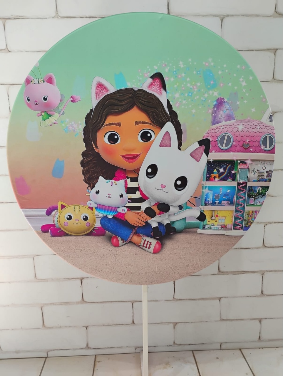 Painel Sublimado Redondo Casa Mágica de Gabi 2 1,30Cm - BBFestasAluguel 