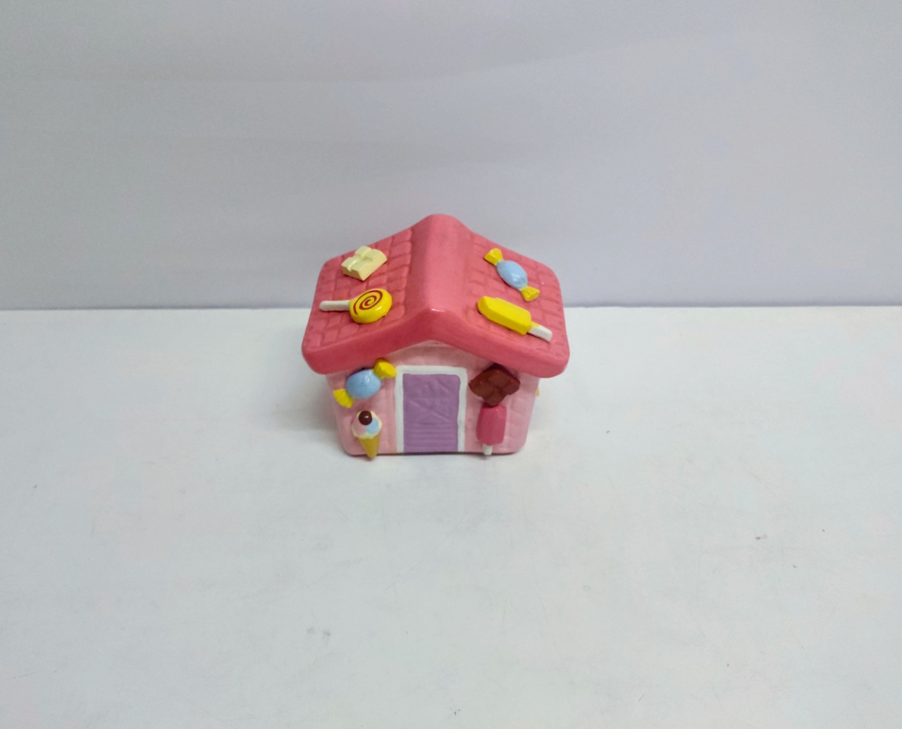 Casa de Doces Decorativa 15Cm Alt X 18Cm Larg X 13Cm Comp - BB Festas Aluguel 