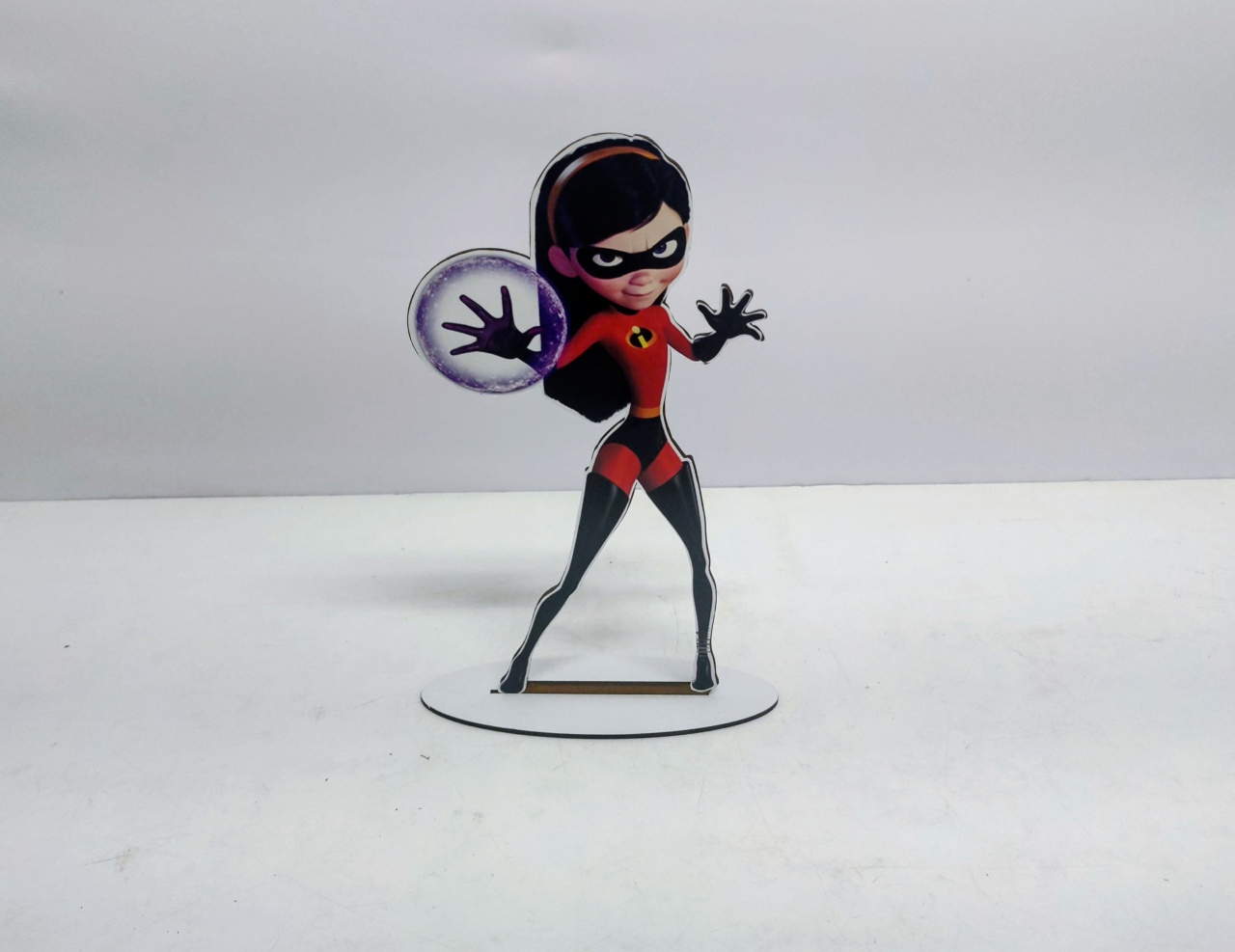 Totem Violeta (Os Incríveis) 30Cm Alt X 20Cm Larg  - BB Festas Aluguel 