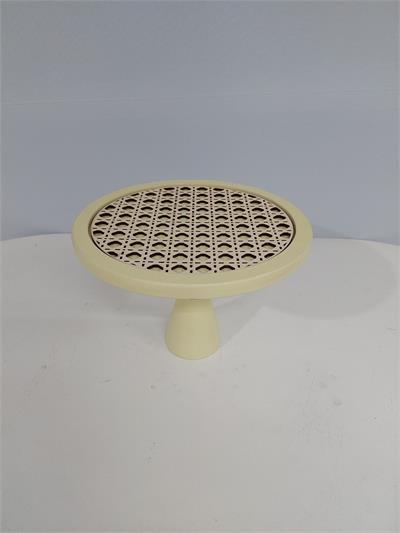 Porta Doce Baixo Mdf Com Renda Amarelo Claro 15Cm X 22Cm - BB Festas Aluguel 