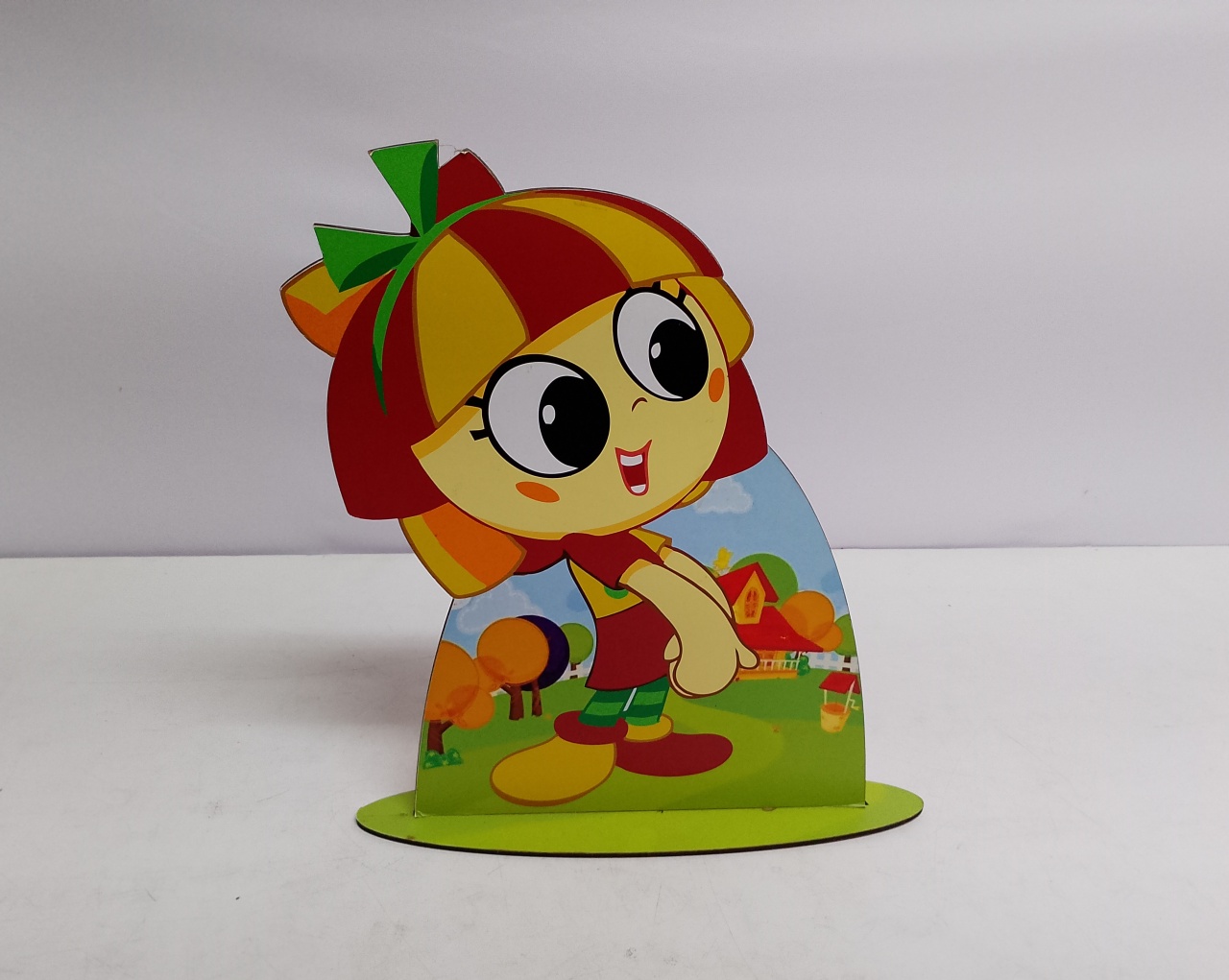 Totem Emília (Sítio Do Pica Pau Amarelo) 32Cm Alt X 28Cm Larg  - BB Festas Aluguel 