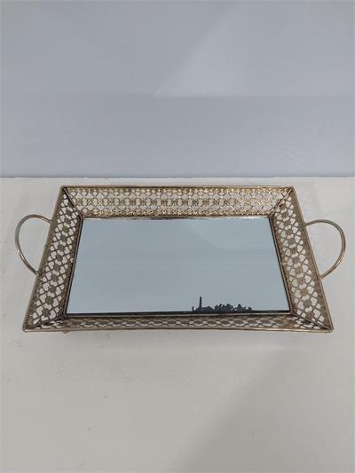 Bandeja Retangular Com Espelho E Alça Alt 5Cm X 30Cm X 20Cm - BB Festas Aluguel 