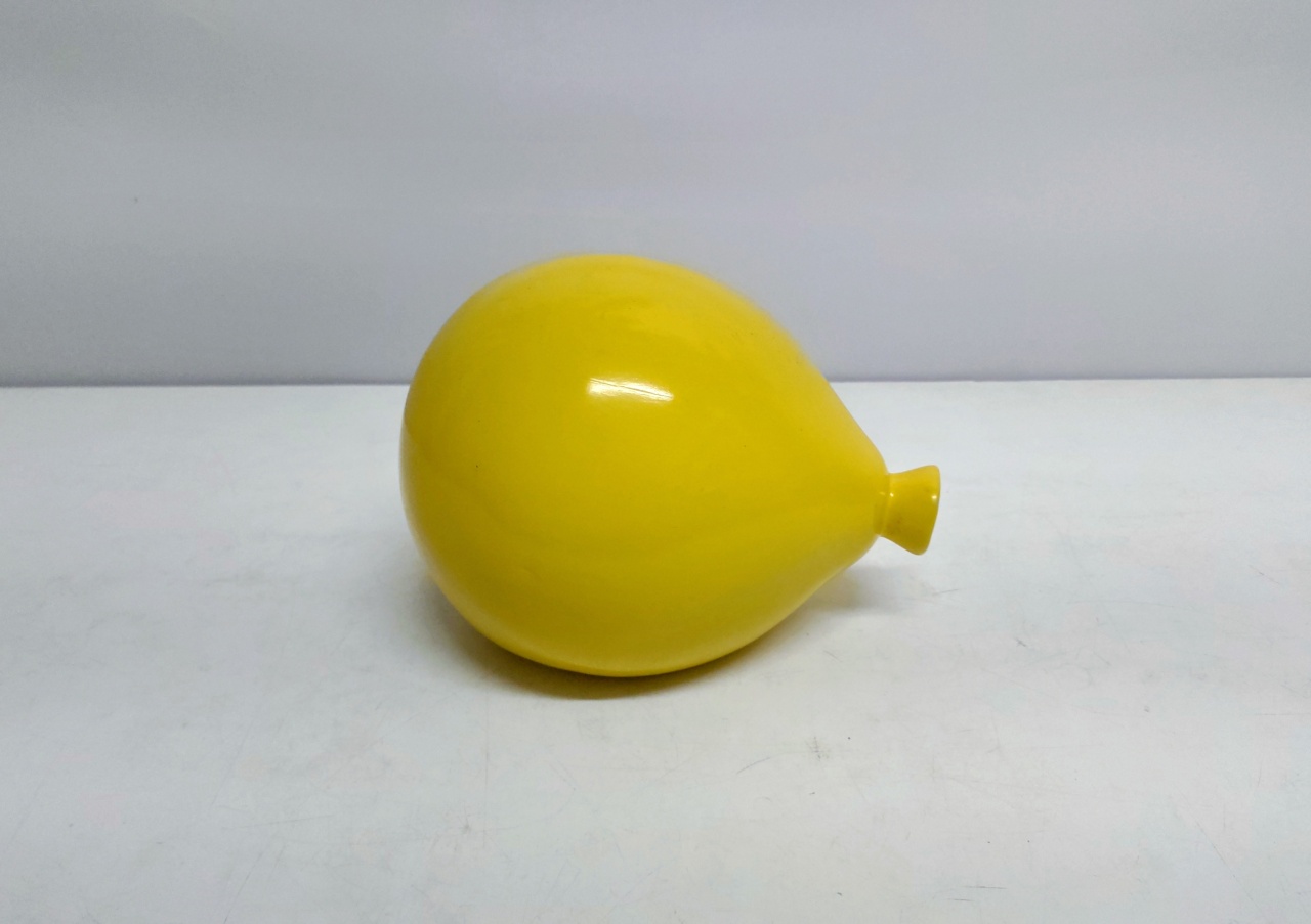 Balão/G Amarelo Decorativo 16Cm Alt X 19Cm Diametro  - BB Festas Aluguel 