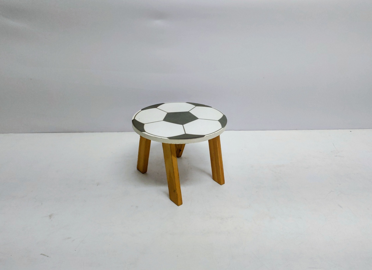 Mini Banco Bola 15Cm Alt X 20Cm Diametro  - BB Festas Aluguel 