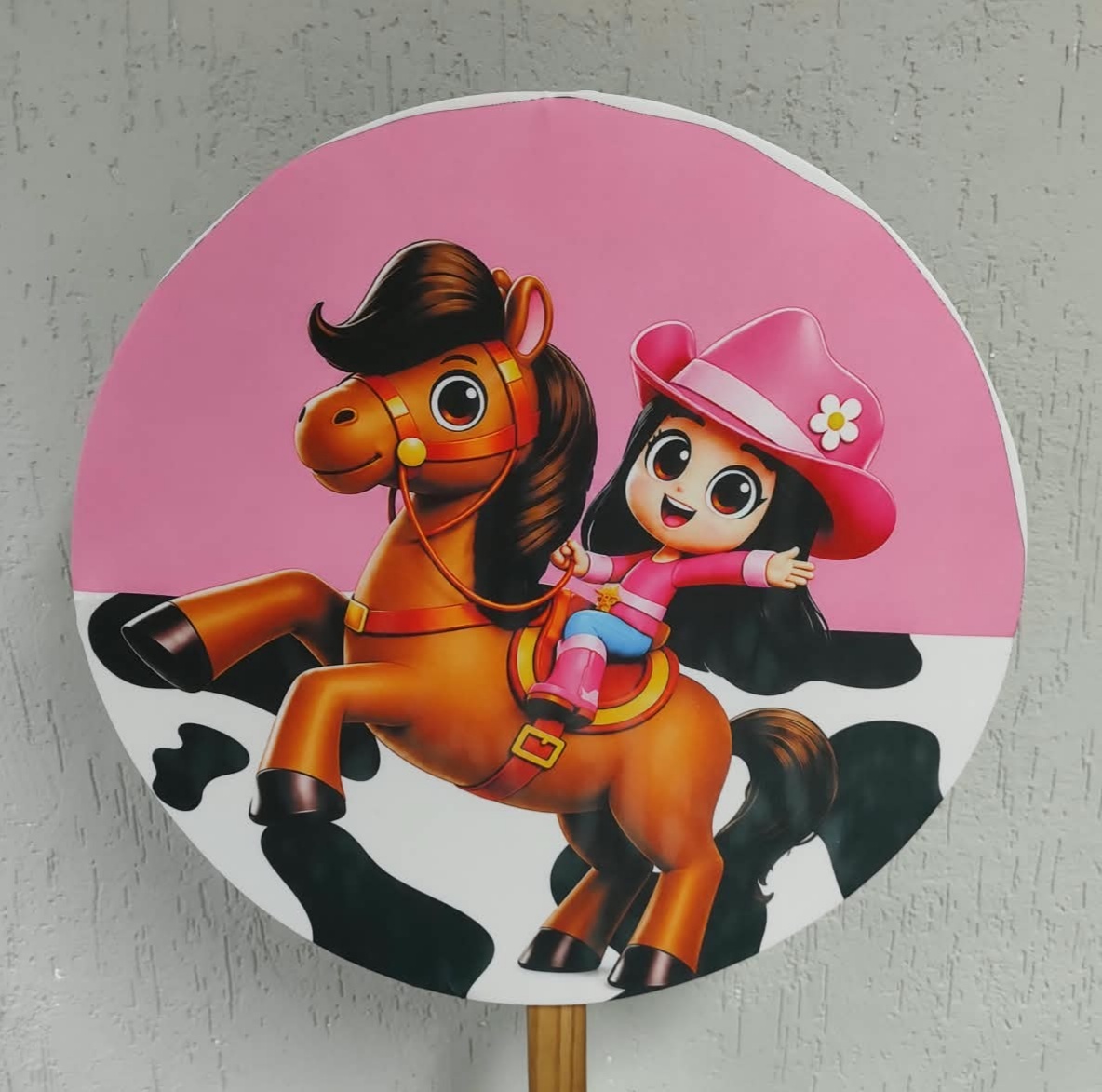 Painel Sublimado Redondo 60Cm Boiadeirinha - BBFestasAluguel 