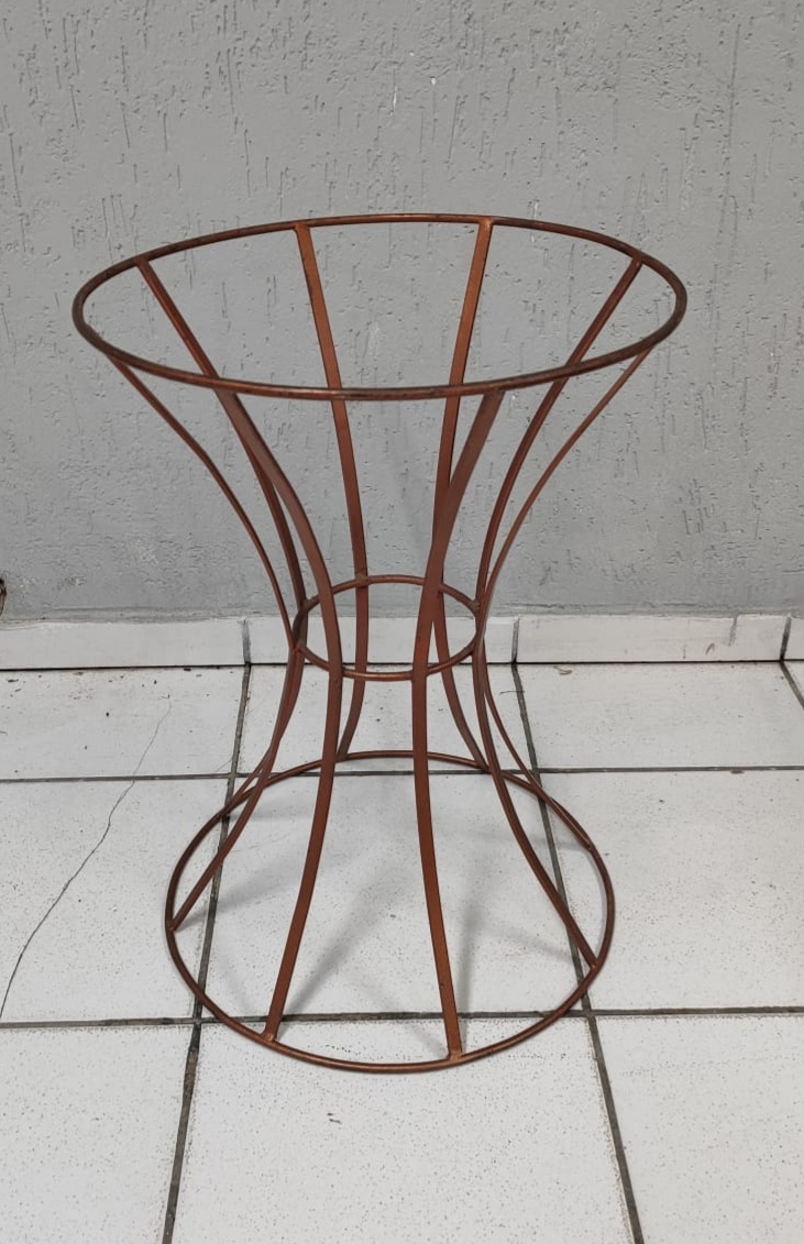 Mesa Pé Telado Curvado Rosê + Tampo P 60Cm Alt X 45Cm Diametro - BBFestasAluguel 