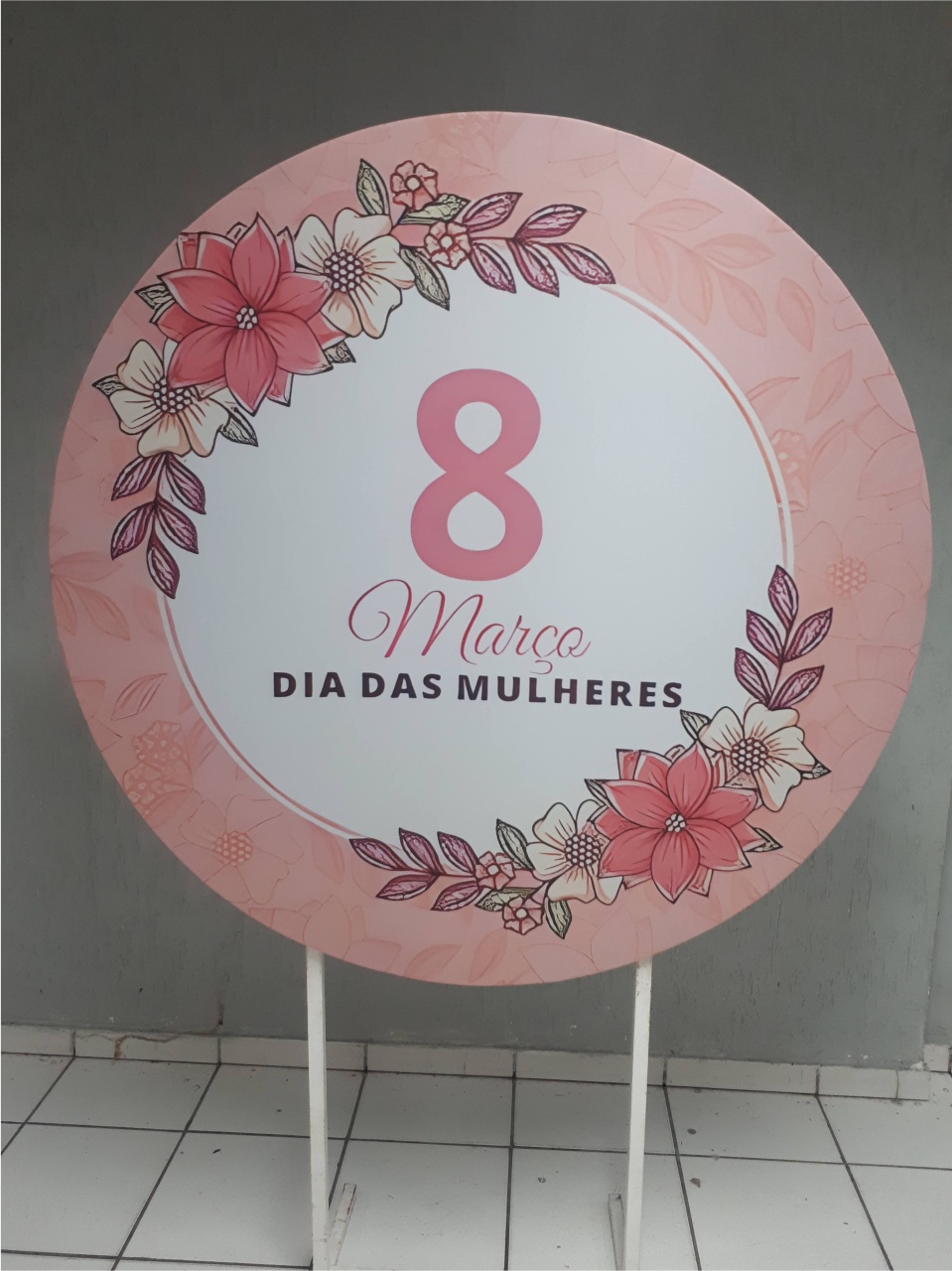 Painel Sublimado Redondo Dia da Mulher 3 1,30Cm - BB Festas Aluguel 