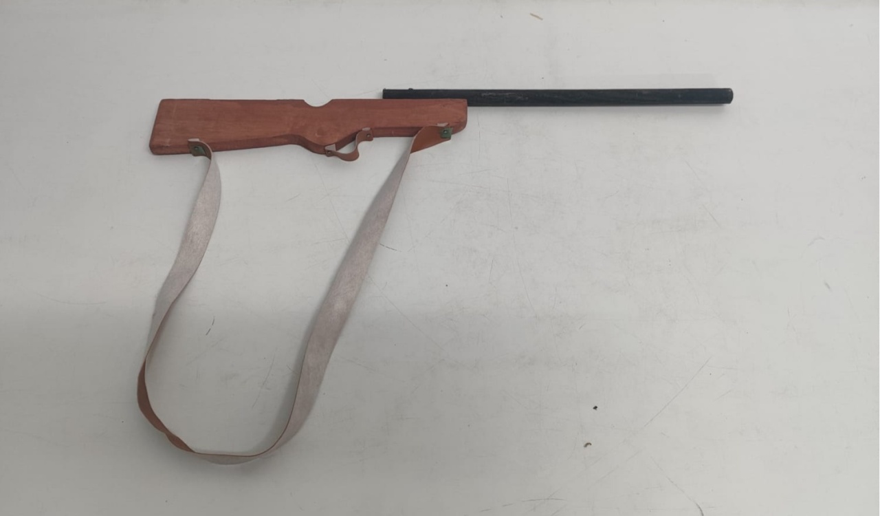 Arma de Madeira (São João) 55Cm Comp - BBFestasAluguel 