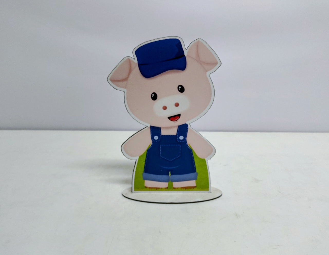 Totem Personagem Cícero (Os Três Porquinhos) 28Cm Alt X 19Cm Larg - BBFestasAluguel 