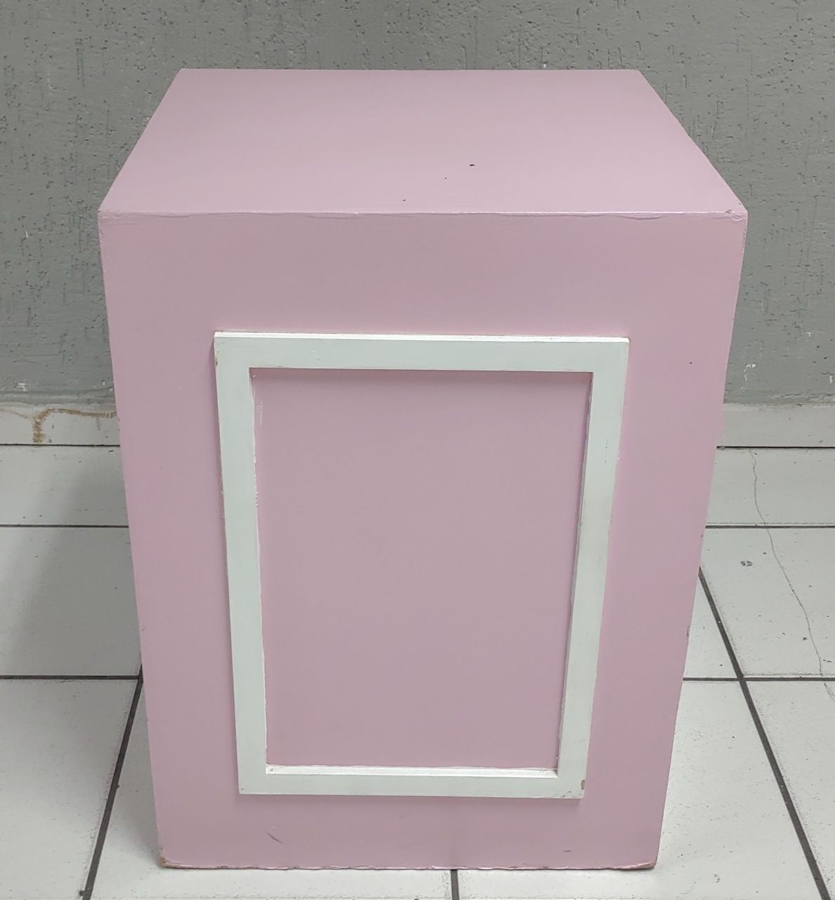 Cubo Moldura M Rosa 65Cm Alt X 50Cm X 50Cm  - BB Festas Aluguel 